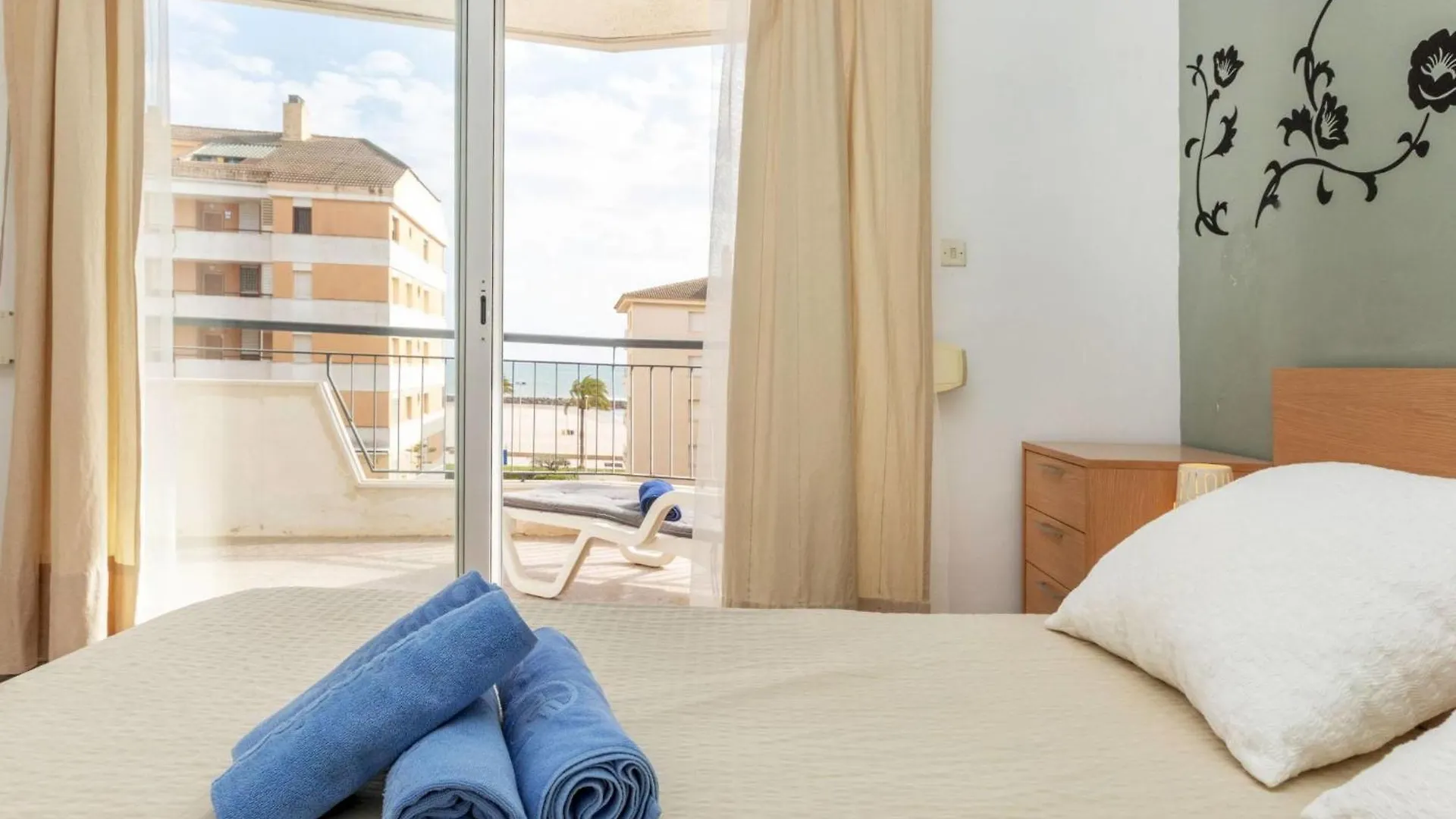 Apartment Flor De Nieve Segur de Calafell 0*,